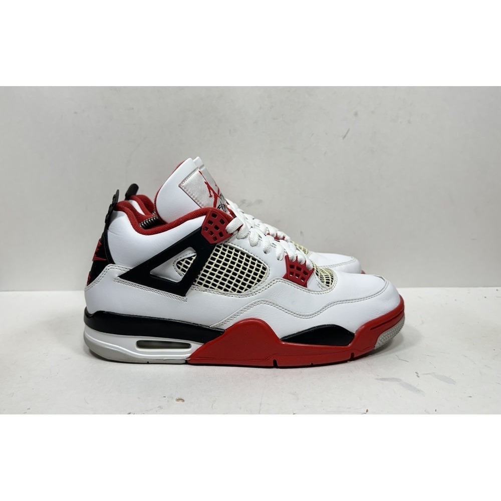 Nike Air Jordan 4 Retro Fire Red 2020 Sneakers Mens Size 9.5 DC7770-160 Shoes